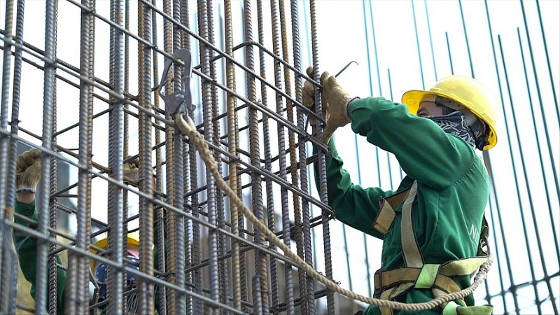 Bão giá vật liệu xây dựng: Nhà thầu ‘vừa làm vừa khóc’